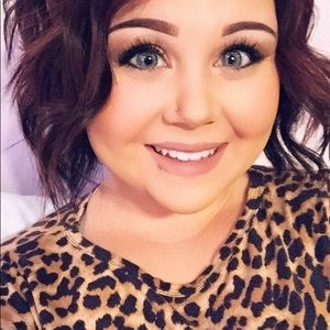 Meet your Posher, Adonna